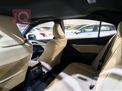 تۆیۆتا کامری